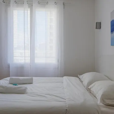 Un Ete Sans Fin Apartment